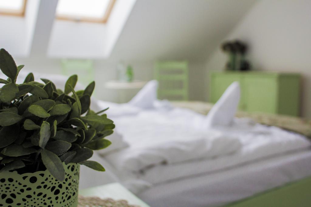 Deak Udvarhaz Hotell Kakucs Rom bilde